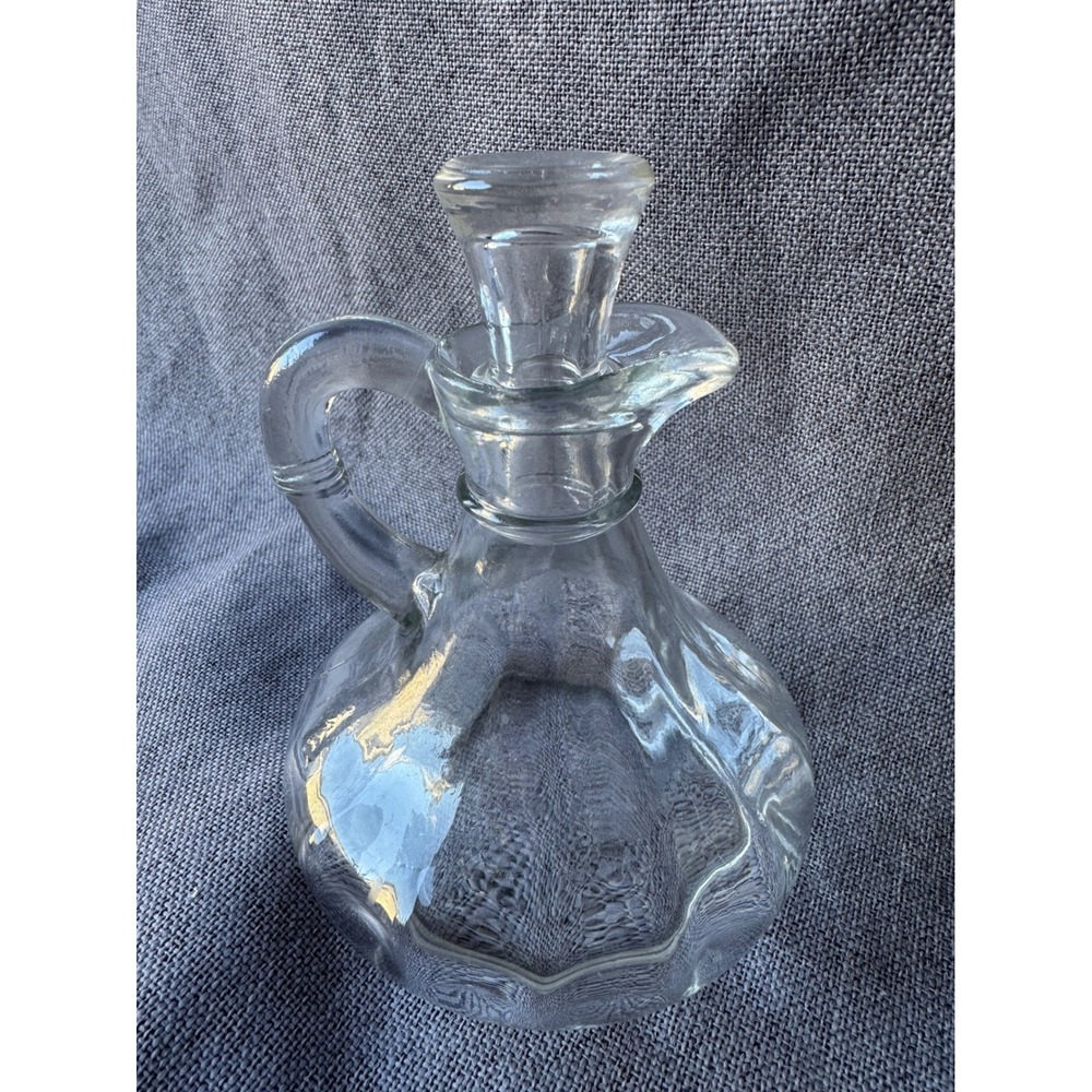 Vintage Clear Glass Cruet with Stopper Scalloped Base Oil Vinegar Decanter 5in